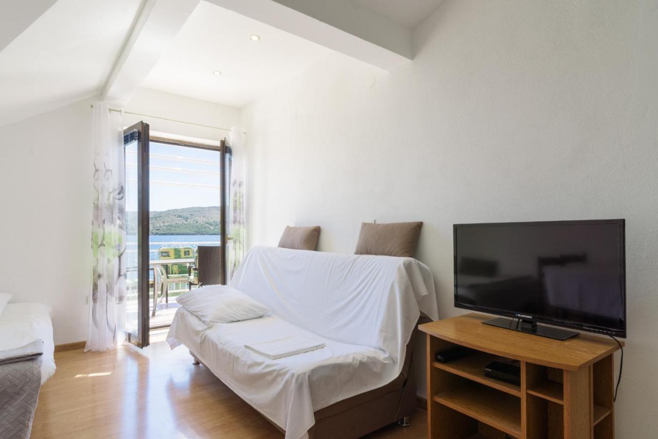 Apartments Ana Bilota Seget Vranjica Eksteriør billede